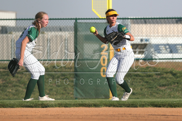 9-28-23 KCHS Softball gallery004